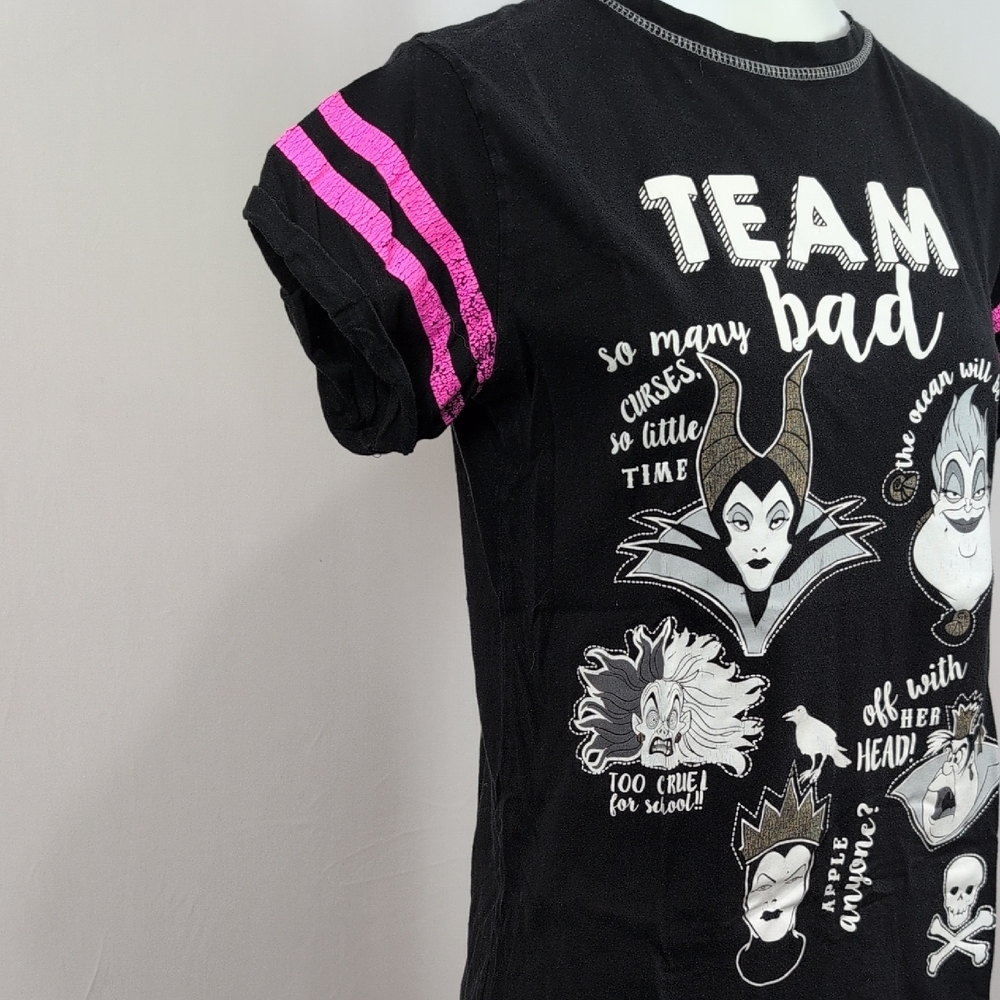 đź”– Disney Pajama Set - Picture 2 of 13